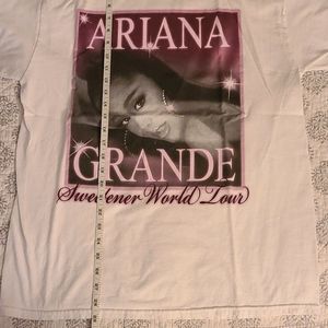 2019 Arianna Grande tour t shirt